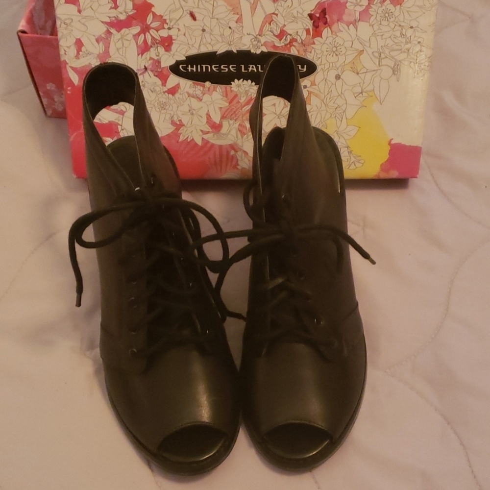 Chinese laundry peep toe tie up booties